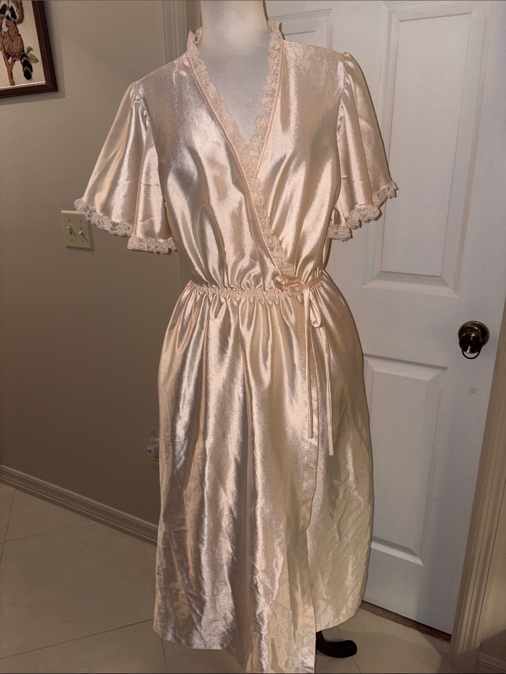 Beautiful Vintage Val Mode Peignoir robe